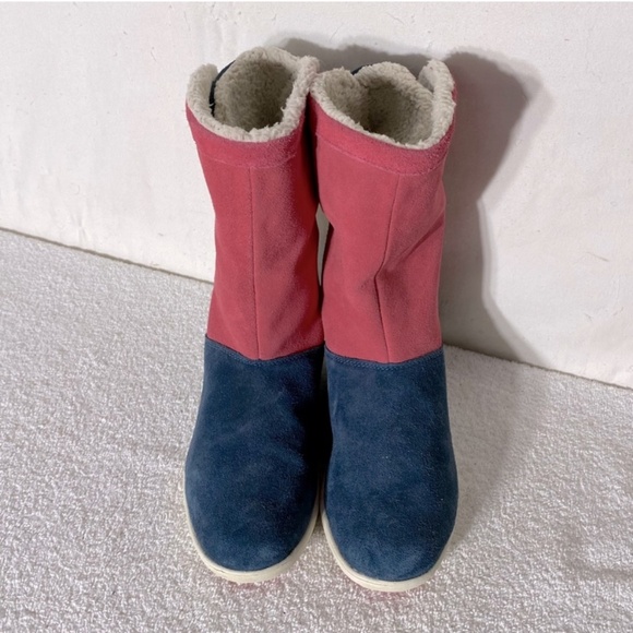 Crocs Red Navy Adela Fold Over Fuzz Bootie 7 - Picture 16 of 16